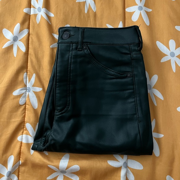 Express forest green leather pants - Picture 2 of 4